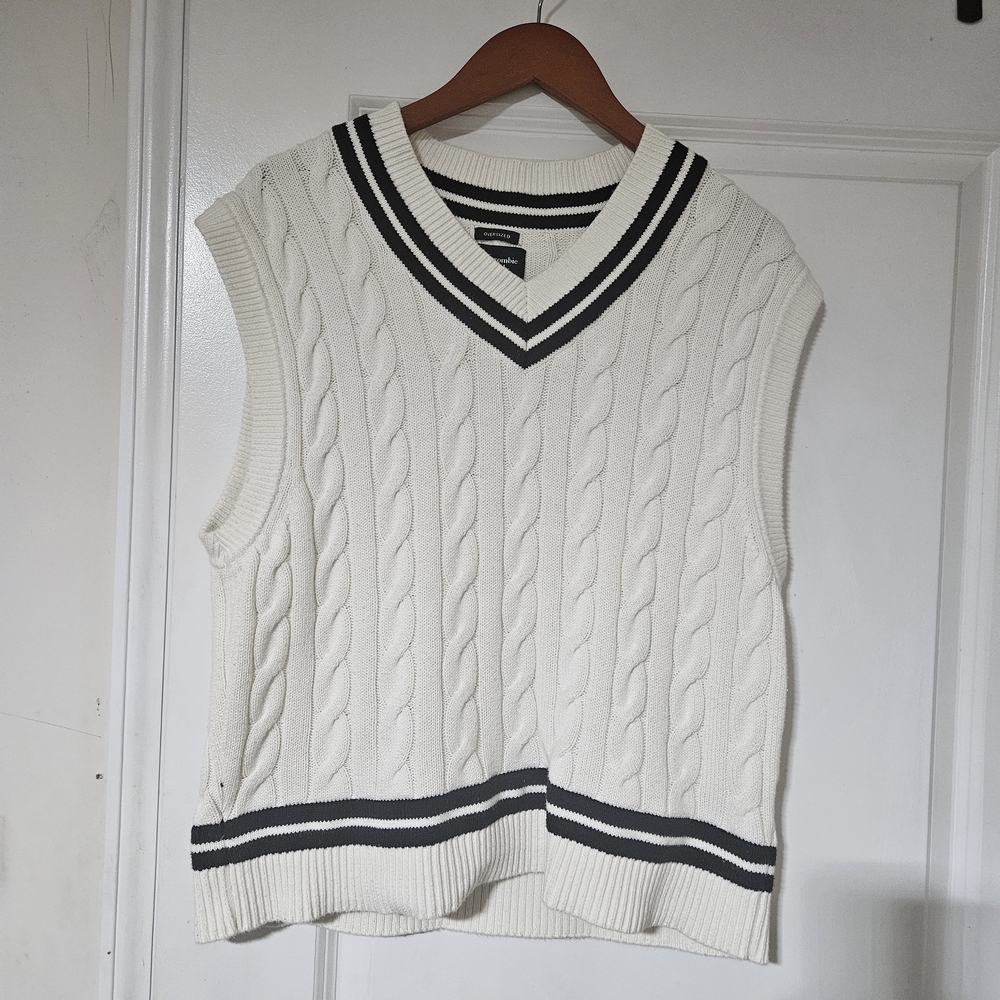 Abercrombie Fitch White Cable Knit Sweater Vest Men
